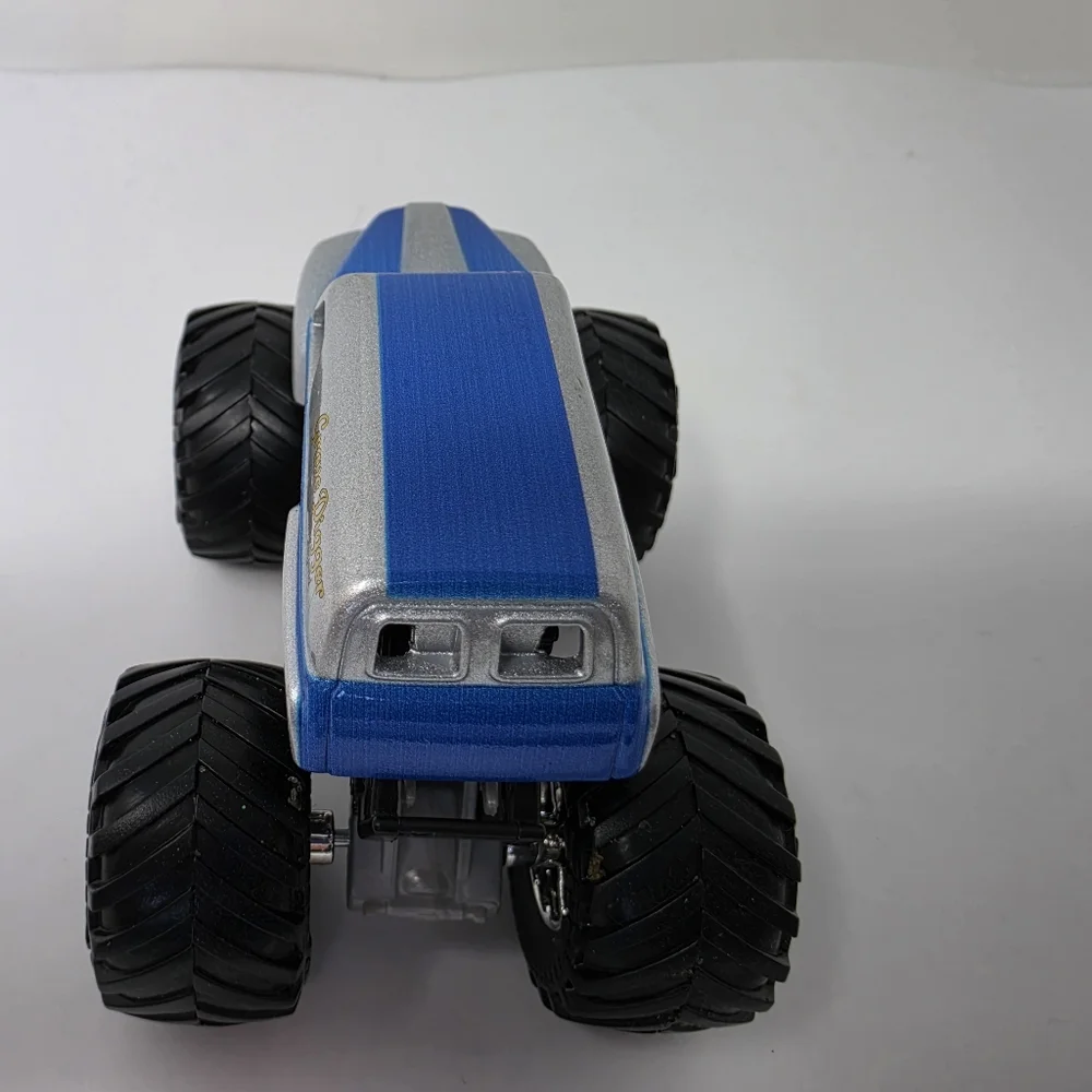 Hot Wheels Monster Jam Grave Digger Truck